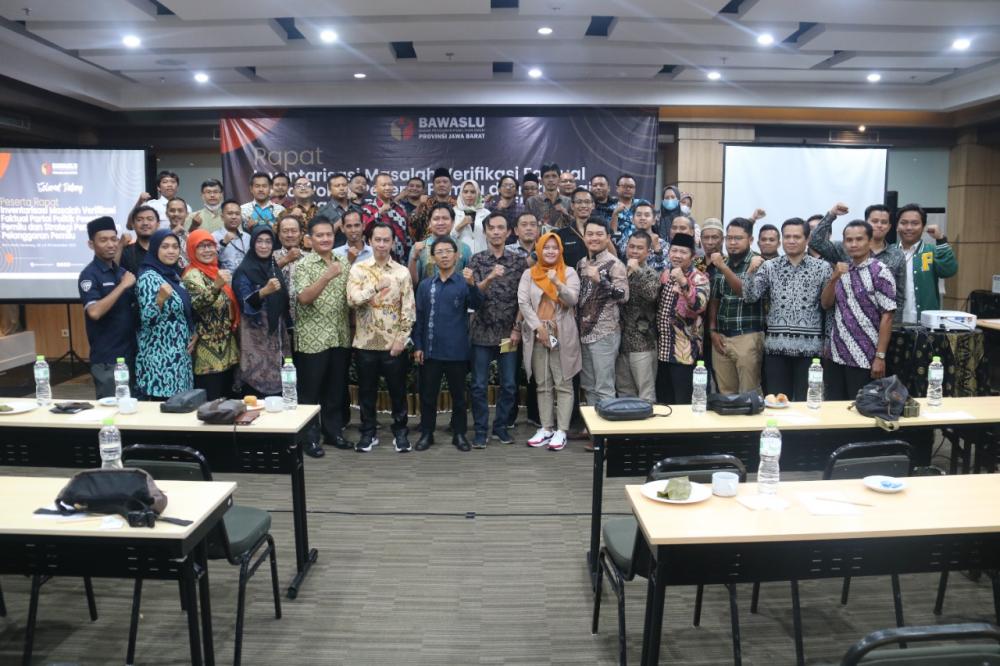 Bawaslu Kota Cirebon Siapkan Strategi Penanganan Pelanggaran Verfak Parpol