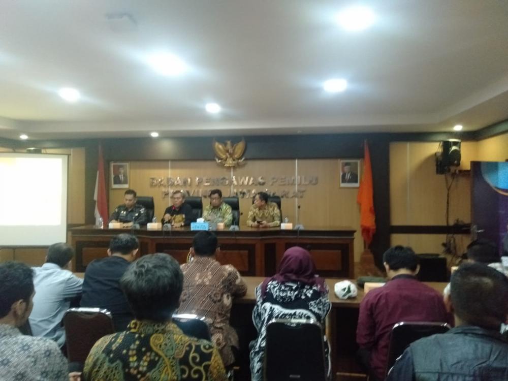 Rapat Sosialisasi Risk Assessment Bawaslu Kabupaten/Kota se-Jabar 