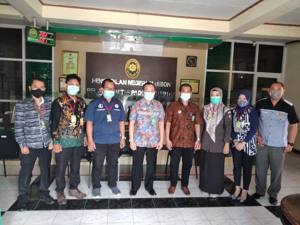 KUNJUNGAN AUDIENSI KE PENGADILAN NEGERI CIREBON KELAS IB