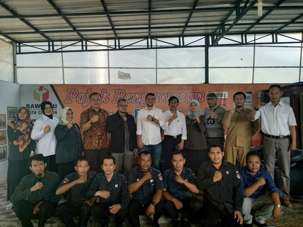 KUNJUNGAN MABES POLRI KE KANTOR BAWASLU KOTA CIREBON