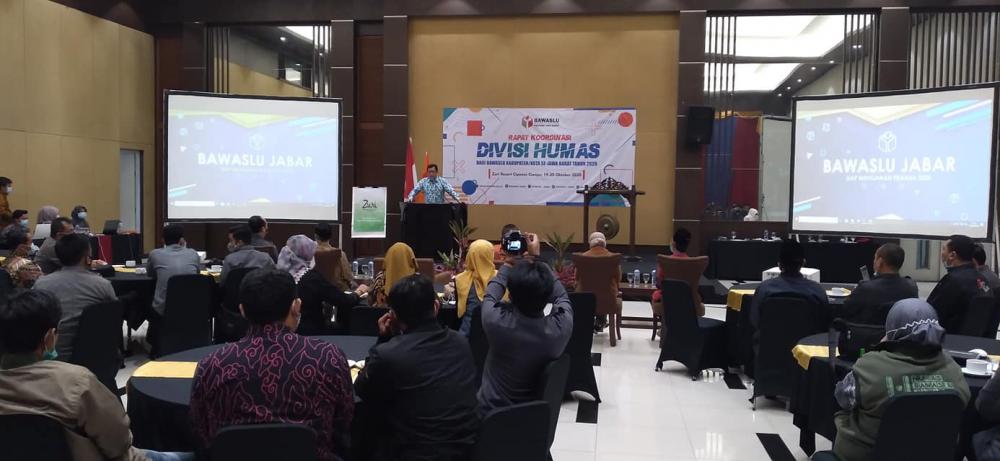 RAPAT KOORDINASI KEHUMASAN SELURUH BAWASLU KABUPATEN/KOTA SE JAWA BARAT