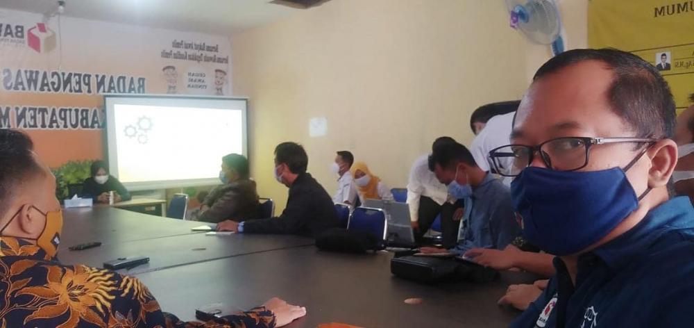 RAPAT LANJUTAN PENYUSUNAN PETUNJUK TEKNIS PENYELESAIAN SENGKETA PEMILIHAN MELALUI TEKNOLOGI INFORMASI DAN KOMUNIKASI BERBASIS DARING
