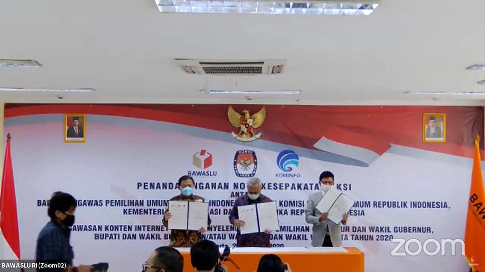 PENANDATANGANAN NOTA KESEPAKATAN AKSI YANG DIGELAR OLEH BAWASLU RI BERSAMA KPU RI DAN KEMENTERIAN KOMINFO