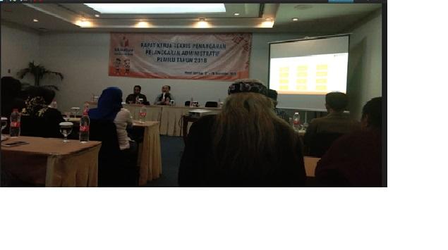 RAPAT KERJA TEKNIS PENANGANAN PELANGGARAN ADMINISTRATIF PEMILU  TAHUN 2019 DI KOTA CIREBON