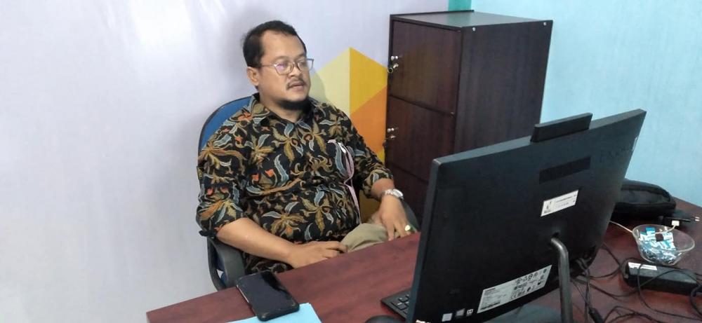 BAWASLU KOTA CIREBON MENGIKUTI ACARA DIGITALISASI PENEGAKAN HUKUM ELEKTORAL DAN BUKTI ELEKTRONIK