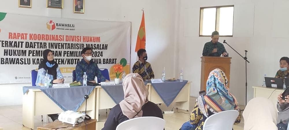 RAPAT KOORDINASI DIVISI HUKUM TERKAIT DAFTAR INVENTARISASI MASALAH HUKUM PEMILU DAN PEMILIHAN 2024