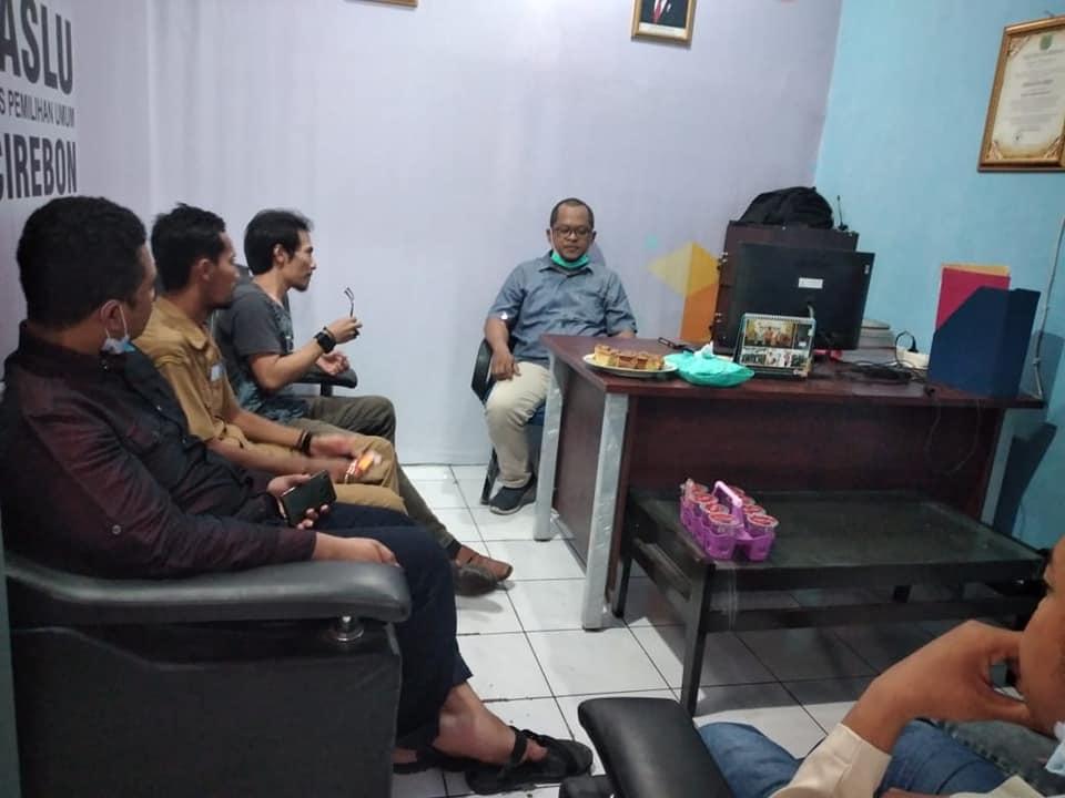 BAWASLU KOTA CIREBON MENERIMA AUDIENSI DAN SILATURAHMI PEMUDA MUHAMMADIYAH KABUPATEN CIREBON