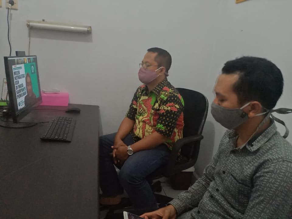 BAWASLU KOTA CIREBON MENGIKUTI ACARA MELEK NETRALITAS ASN DI MASA KAMPANYE PEMILIHAN