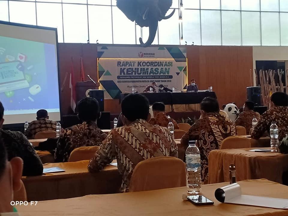 MANAJEMEN PROTOKOLER : SIGAP BEKERJA TEPAT MENGELOLA, BAGI BAWASLU KABUPATEN/KOTA SE-JAWA BARAT TAHUN 2020