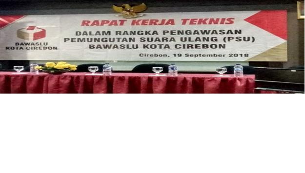 Rapat Kerja Teknis Pengawasan dengan Panwascam Dalam Rangka Persiapan Pemungutan Suara Ulang