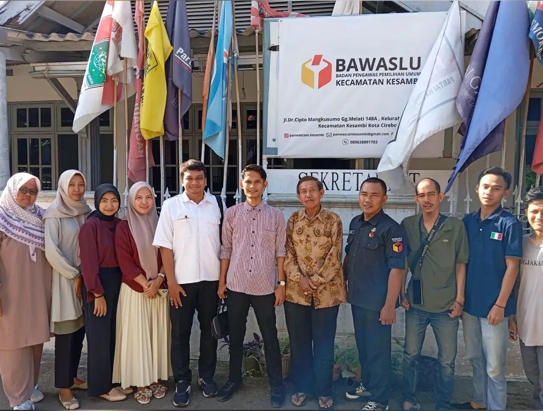 Supervisi Persiapan Pleno Daftar Pemilih Hasil Pemutakhiran di Panwascam Kesambi
