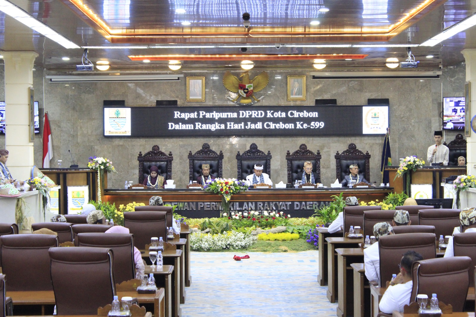 Bawaslu Kota Cirebon Hadiri Rapat Paripurna Hari Jadi Cirebon ke-599 di DPRD