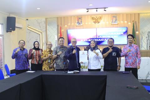 Bawaslu Kota Cirebon dan Pengadilan Negeri Perkuat Kolaborasi Kelembagaan