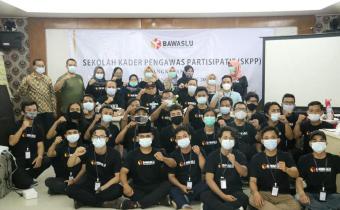 PENUTUPAN SEKOLAH KADER PENGAWAS PARTISIPATIF (SKPP) ANGKATAN III GELOMBANG IV TAHUN 2020