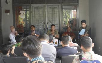 SILATURAHMI DAN PEMBERIAN CINDERAMATA KEPADA ALUMNI SKPP DARING TAHUN 2020