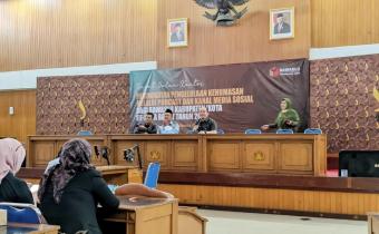 Bawaslu Jabar Gelar Peningkatan Pengelolaan Kehumasan Melalui Podcast dan Medsos