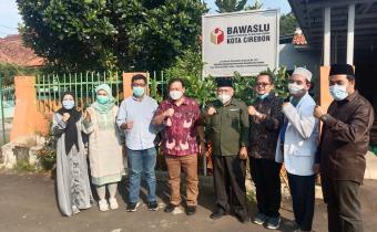 KETUA BAWASLU RI, ABHAN, S.H., M.H. BERKUNJUNG KE KANTOR BAWASLU KOTA CIREBON