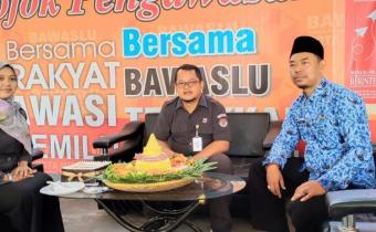 SYUKURAN HARI JADI BAWASLU KOTA CIREBON KE 1 TAHUN