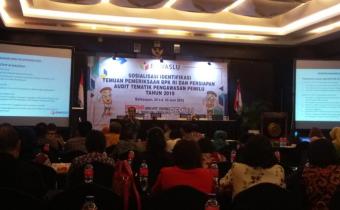 BAWASLU KOTA CIREBON MENGHADIRI SOSIALISASI DI BALIKPAPAN