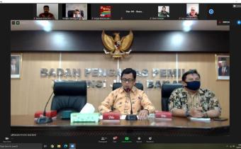BAWASLU KOTA CIREBON MENGIKUTI VIDEO CONFERENCE WASPADA POTENSI SENGKETA INFORMASI