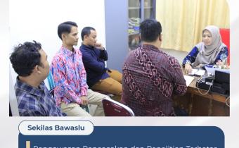 Pastikan Akurasi Data Pemilih, Bawaslu Kota Cirebon Awasi Coktas Data TMS di Kelurahan Pulasaren